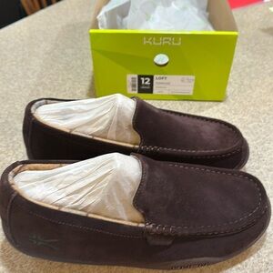Brand new kuru mens loft size 12 slip on slipper.